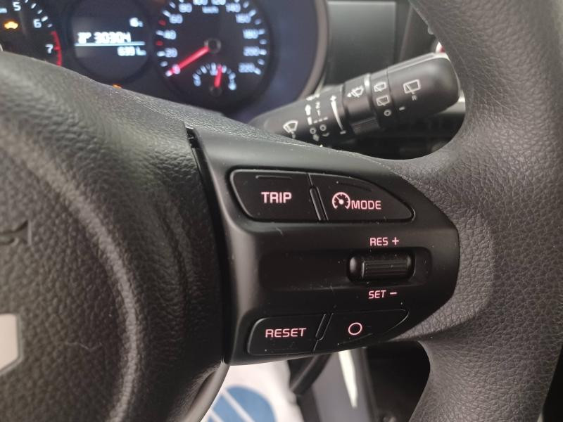 Used KIA Picanto 1.0 DPi 67ch Active GARANTIE 12-2030 2023 Noir Ebene métallisé € 13690 in Thionville