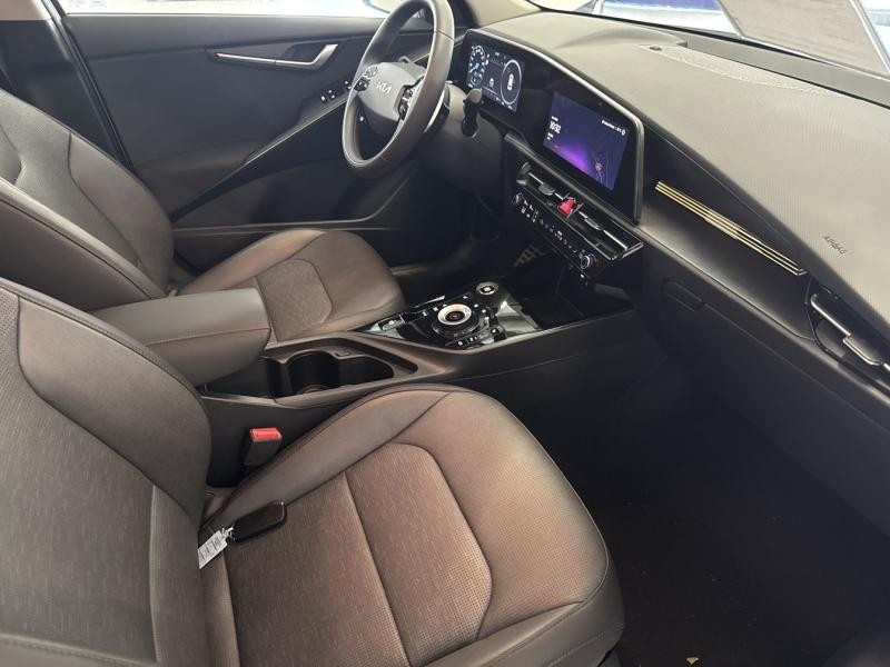 Used KIA Niro 1.6 GDi 129ch HEV Premium DCT6 2025  € 34990 in Thionville
