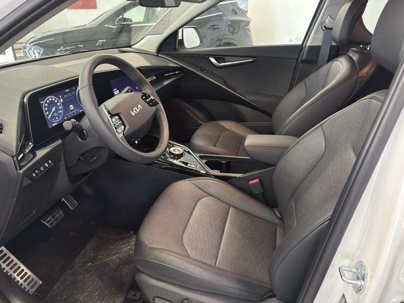 Used KIA Niro 1.6 GDi 129ch HEV Premium DCT6 2025  € 34990 in Thionville