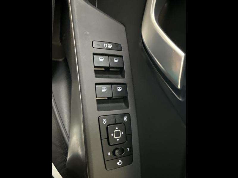 Used KIA Niro 1.6 GDi 129ch HEV Premium DCT6 2025  € 34990 in Thionville