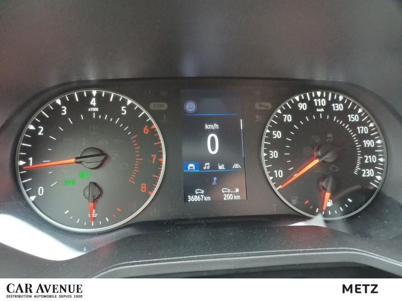 Used RENAULT Clio 1.0 TCe 90ch Evolution GARANTIE 12 MOIS 2023 Orange € 13890 in Thionville