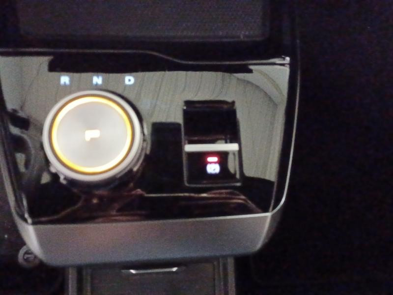 Used MG MOTOR MG4 EV 170ch - 51kWh MY23 GARANTIE 11-2030 2023 Fizzy Orange métallisé € 16490 in Thionville