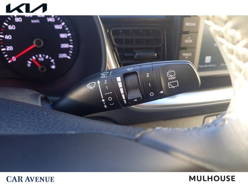 Occasion KIA Stonic 1.4 100ch ISG Active Garantie 1an CarPlay Caméra Clim 2018 Rouge Grenadine 12890 € à Thionville