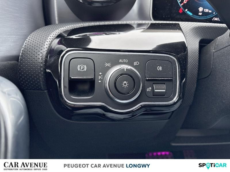 Used MERCEDES-BENZ CLA 180 136ch AMG Line 7G-DCT 2020 Gris montagne métallisé € 24990 in Longwy