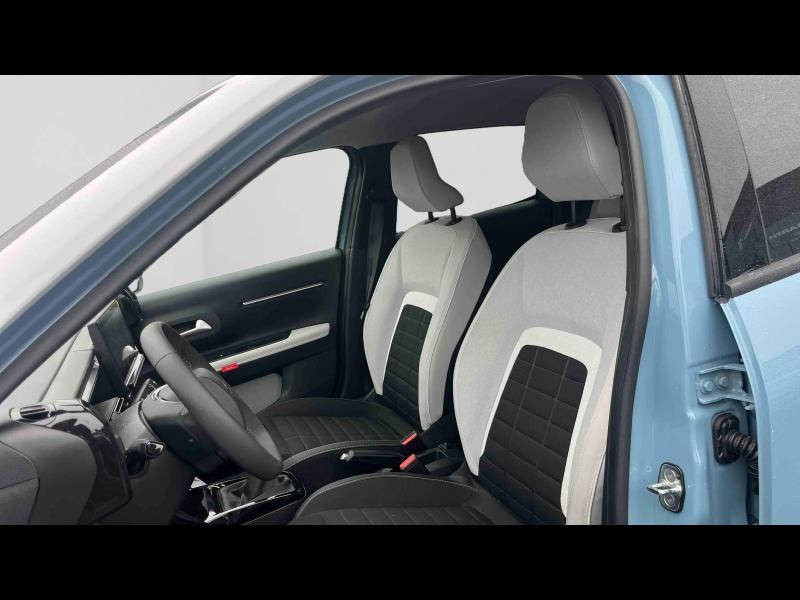 Used CITROEN C3 1.2 PureTech 100ch MAX 2024 Bleu Monte Carlo (O) - Toit Blanc Opale € 16990 in Longwy