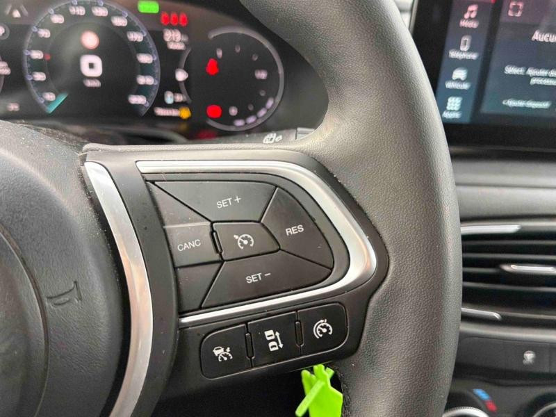 Occasion FIAT Tipo Cross SW 1.5 FireFly Turbo 130ch S/S (RED) Hybrid DCT7 MY22 2023 Gris Colosseo Métallisé 14990 € à Longwy