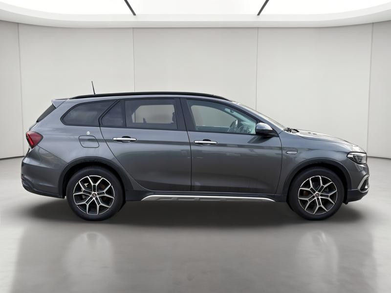 Occasion FIAT Tipo Cross SW 1.5 FireFly Turbo 130ch S/S (RED) Hybrid DCT7 MY22 2023 Gris Colosseo Métallisé 14990 € à Longwy