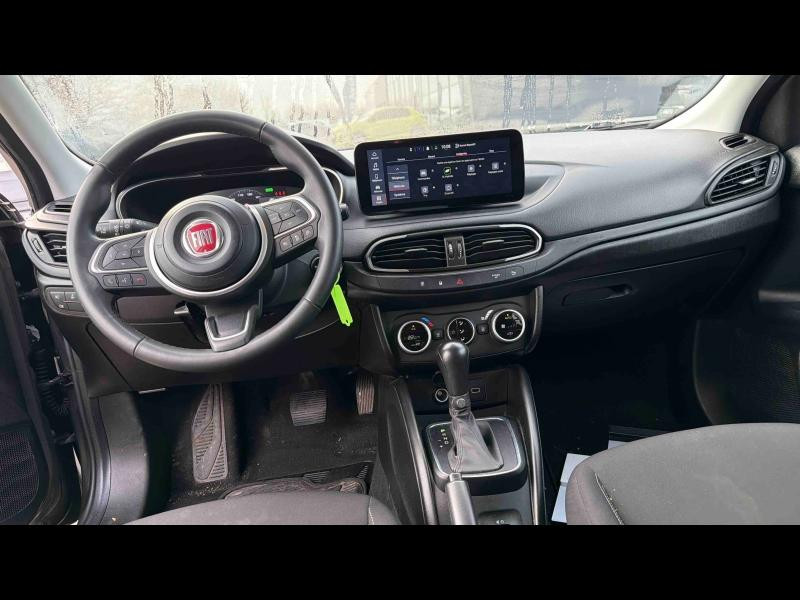 Occasion FIAT Tipo Cross SW 1.5 FireFly Turbo 130ch S/S (RED) Hybrid DCT7 MY22 2023 Gris Colosseo Métallisé 14990 € à Longwy