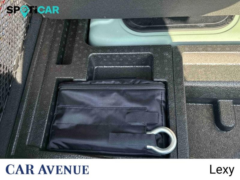 Occasion PEUGEOT 308 PHEV 180ch Active Pack e-EAT8 2022 Vert Olivine (M) 20190 € à Longwy