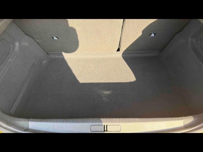 Occasion PEUGEOT 208 e-208 136ch Style 2022 Jaune 15690 € à Longwy