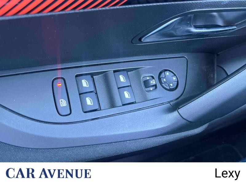 Occasion PEUGEOT 2008 e-2008 136ch Active Pack 2021 Gris Artense (M) 14490 € à Longwy