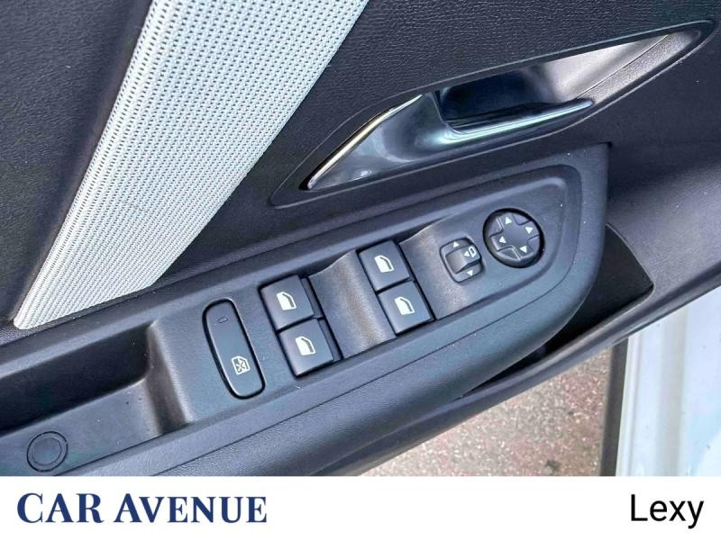 Used CITROEN C4 1.2 Hybride 145ch S&S MAX Automatique 2025 Blanc Okénite (M) € 24190 in Longwy