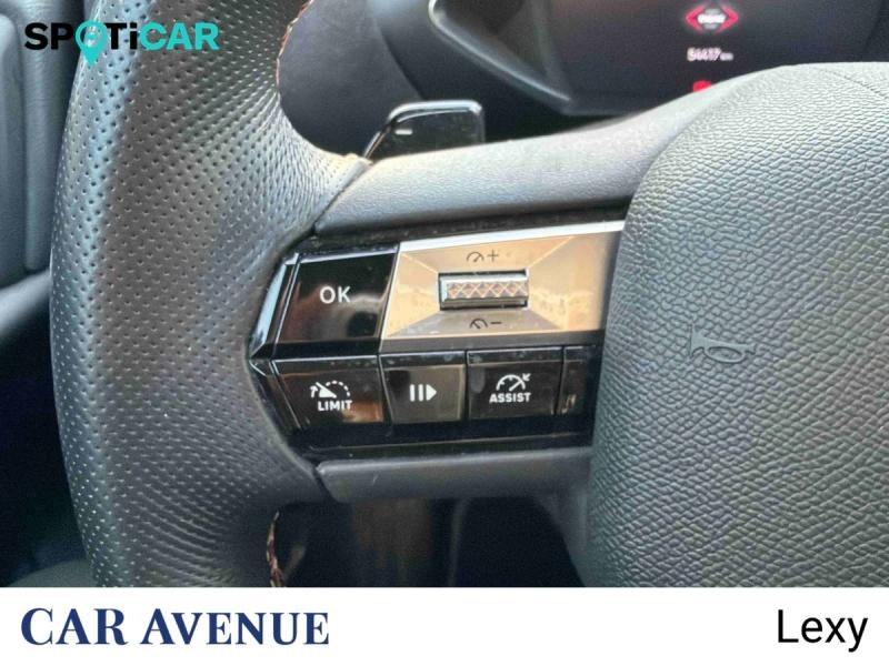 Used DS DS 3 BlueHDi 130ch Performance Line + Automatique 2023 Blanc Banquise (O) - Toit Noir € 22990 in Longwy