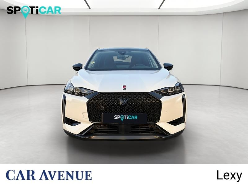Used DS DS 3 BlueHDi 130ch Performance Line + Automatique 2023 Blanc Banquise (O) - Toit Noir € 22990 in Longwy