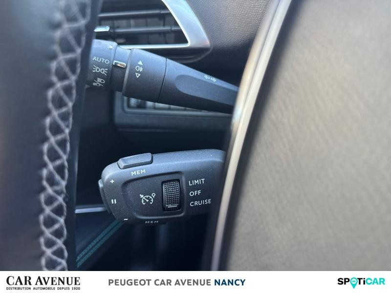 Used PEUGEOT 5008 1.2 PureTech 130ch S&S Allure Pack 2022 Bleu Célèbes (M) € 21590 in Lunéville