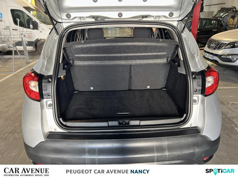 Occasion RENAULT Captur 0.9 TCe 90ch  energy Cool Grey 2017 Gris Platine / Toit Noir Etoilé 10590 € à Lunéville