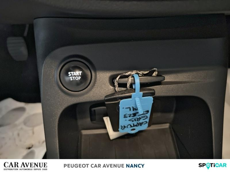 Occasion RENAULT Captur 0.9 TCe 90ch  energy Cool Grey 2017 Gris Platine / Toit Noir Etoilé 10590 € à Lunéville