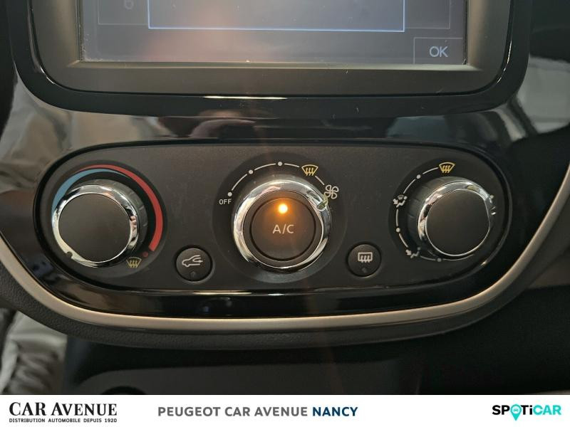 Occasion RENAULT Captur 0.9 TCe 90ch  energy Cool Grey 2017 Gris Platine / Toit Noir Etoilé 10590 € à Lunéville
