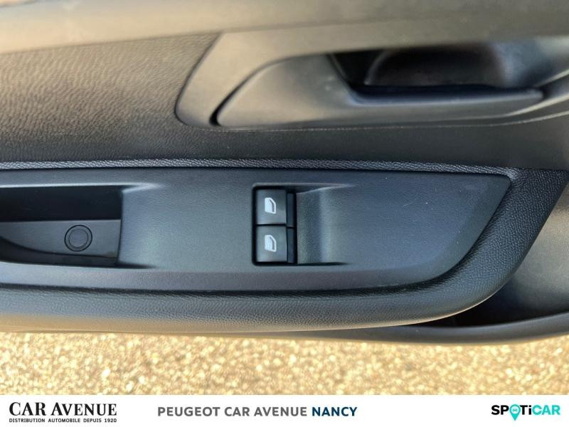 Occasion PEUGEOT 208 1.2 PureTech 75ch S&S Like 2022 Gris Platinium (M) 10690 € à Lunéville