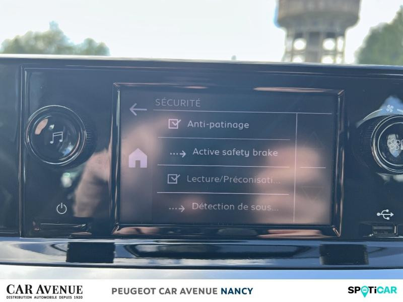 Occasion PEUGEOT 208 1.2 PureTech 75ch S&S Like 2022 Gris Platinium (M) 10690 € à Lunéville