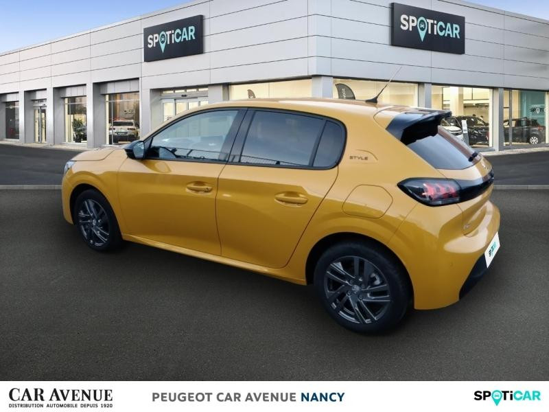 Occasion PEUGEOT 208 1.2 PureTech 100ch S&S Style EAT8 2022 Jaune 12990 € à Lunéville