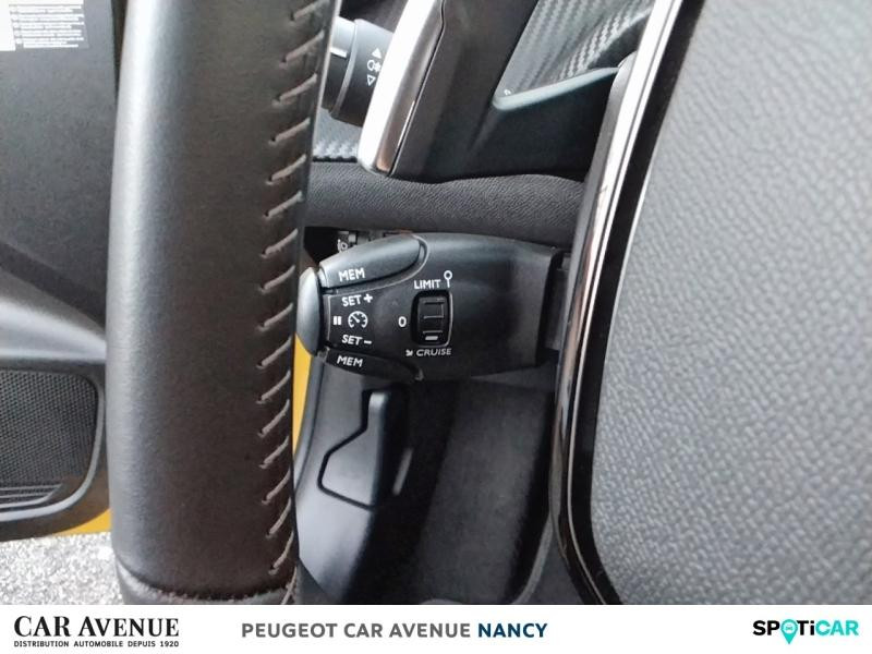 Occasion PEUGEOT 208 1.2 PureTech 100ch S&S Style EAT8 2022 Jaune 12990 € à Lunéville