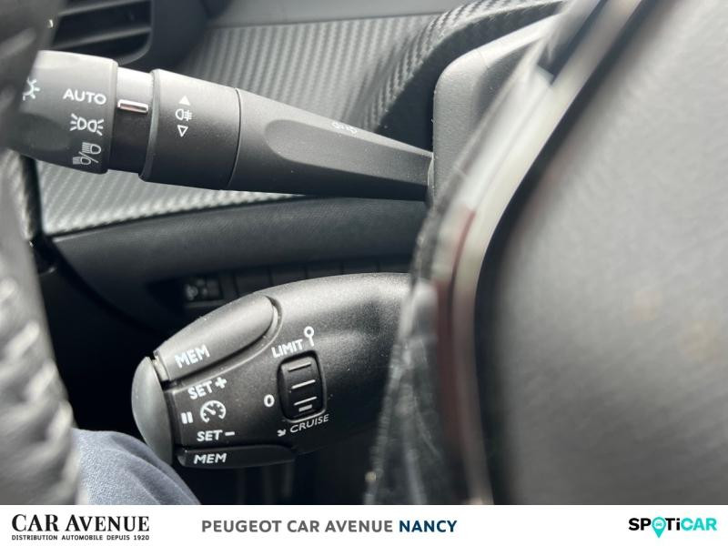Used PEUGEOT 2008 1.2 PureTech 100ch S&S Allure 2024 Rouge Elixir (S) € 17290 in Lunéville