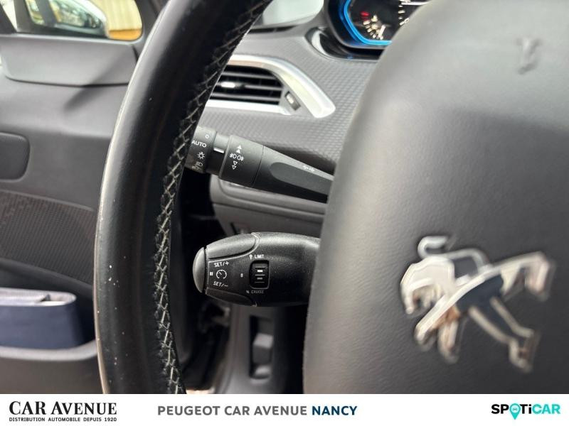 Occasion PEUGEOT 2008 1.2 PureTech 110ch Allure S&S 2015 Gris Platinium 8633 € à Lunéville