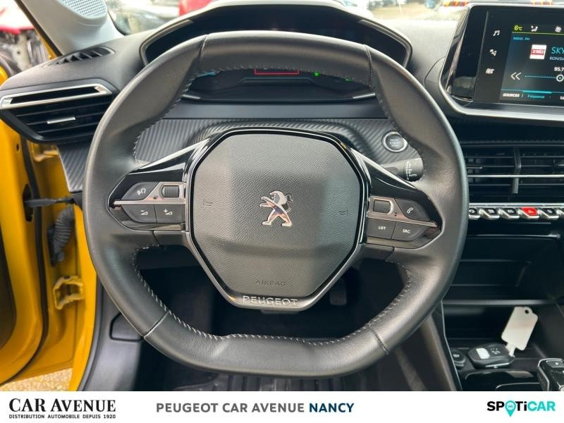 Occasion PEUGEOT 208 e-208 136ch Active 2021 Jaune 13928 € à Lunéville