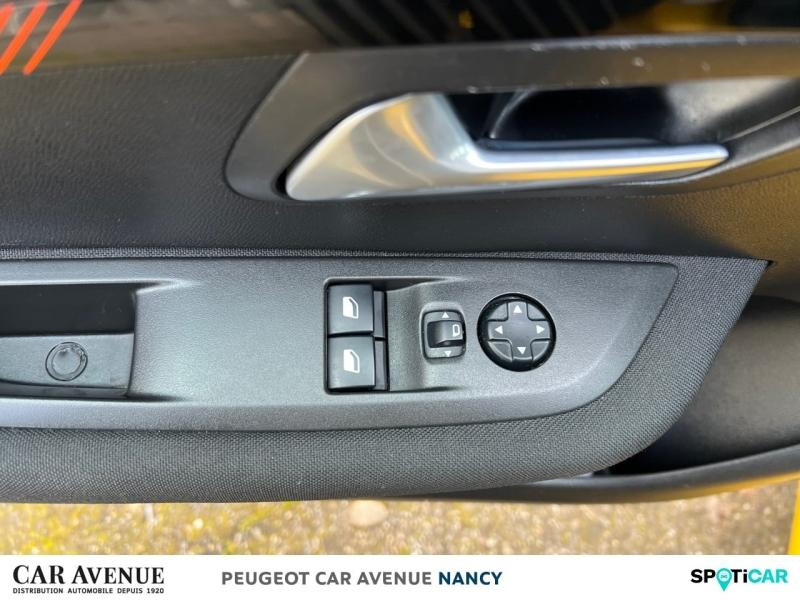 Occasion PEUGEOT 208 e-208 136ch Active 2021 Jaune 13928 € à Lunéville