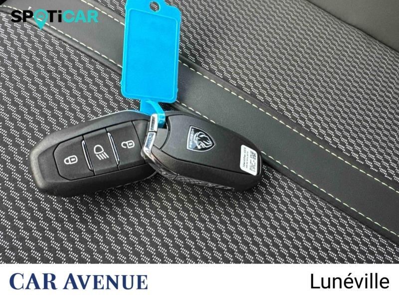 Used PEUGEOT 2008 1.2 PureTech 130ch S&S GT EAT8 2023 Blanc Nacré (N) € 19858 in Lunéville