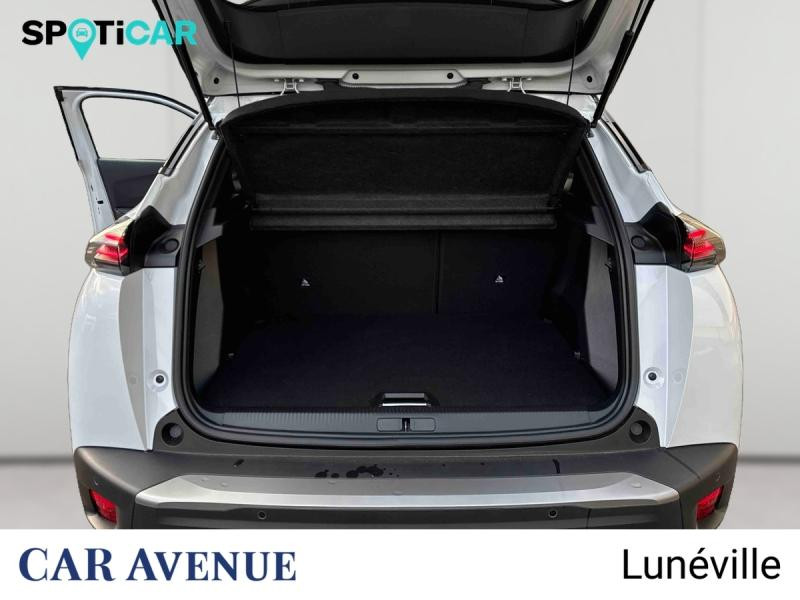 Used PEUGEOT 2008 1.2 PureTech 130ch S&S GT EAT8 2023 Blanc Nacré (N) € 19858 in Lunéville