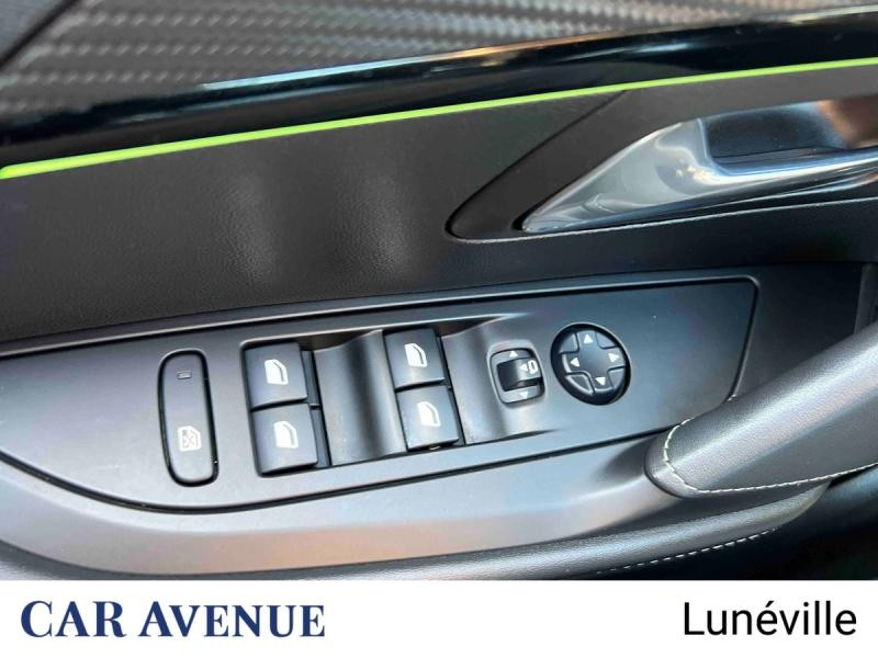 Used PEUGEOT 208 1.2 PureTech 100ch S&S GT EAT8 2021 Blanc nacré € 15157 in Lunéville