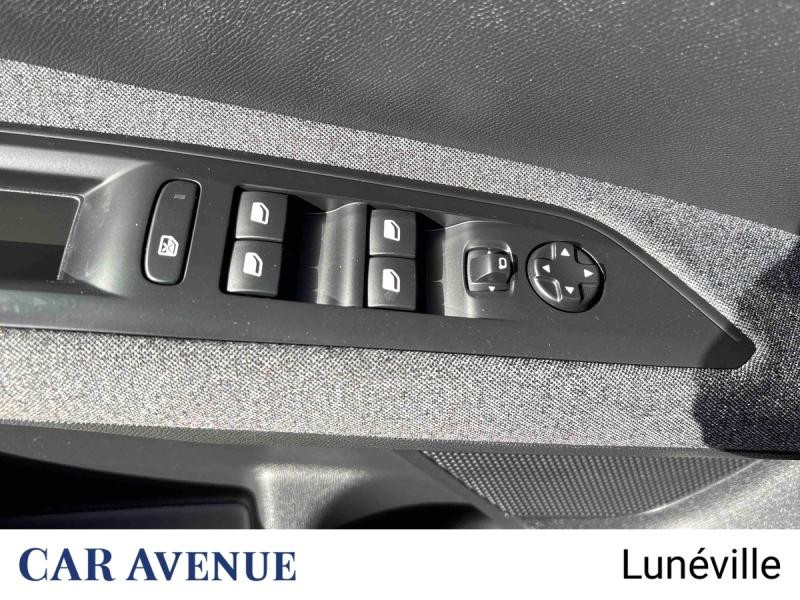 Used PEUGEOT 5008 1.5 BlueHDi 130ch E6.c Active S&S 2019 Noir Perla Nera (M) € 17843 in Lunéville