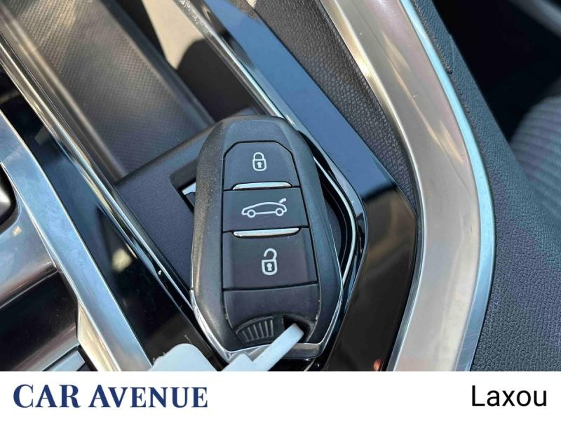 Used PEUGEOT 3008 HYBRID 225ch Allure Pack e-EAT8 2021 Toit Black Diamond Noir Perla Nera € 21890 in Lunéville