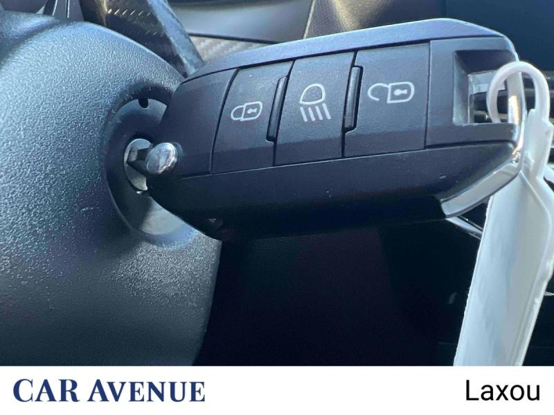 Used PEUGEOT 208 1.2 PureTech 100ch S&S Style EAT8 2021 Gris Platinium (M) € 14468 in Lunéville