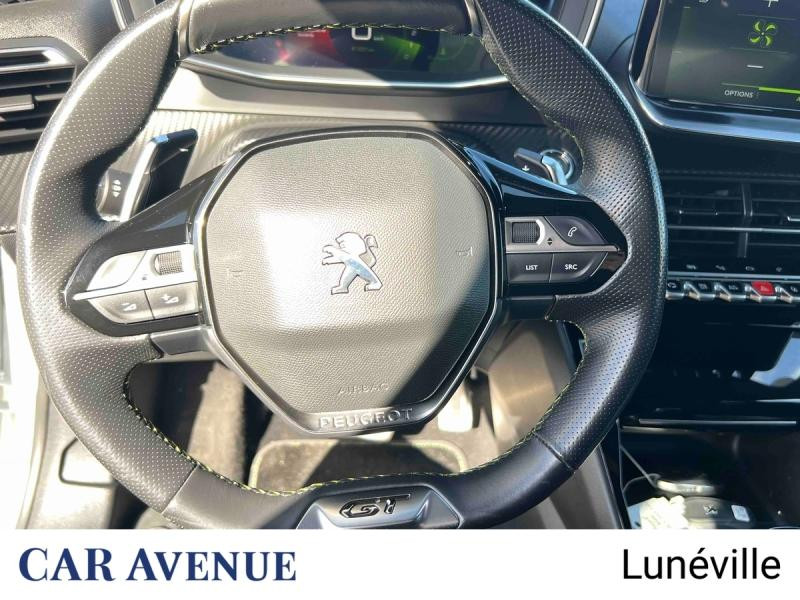 Used PEUGEOT 208 1.2 PureTech 100ch S&S GT EAT8 2021 Blanc nacré € 15157 in Lunéville