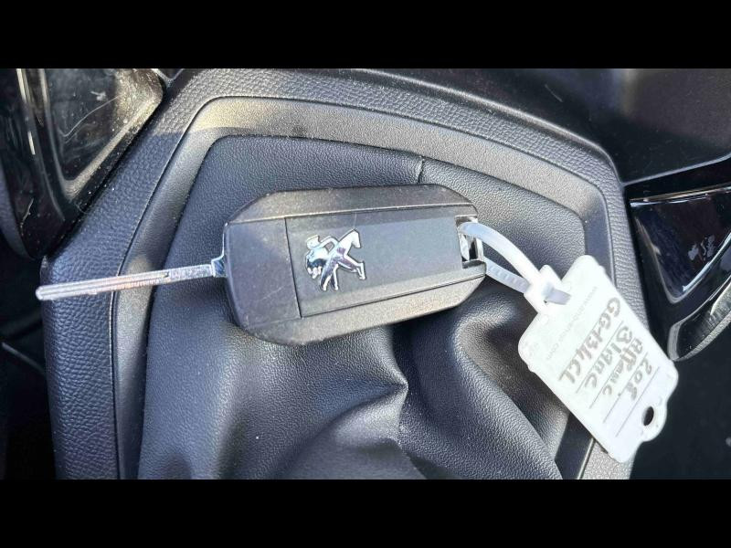 Occasion PEUGEOT 208 Affaire 1.5 BlueHDi 100 Premium 2022 Blanc Banquise 14489 € à Lunéville