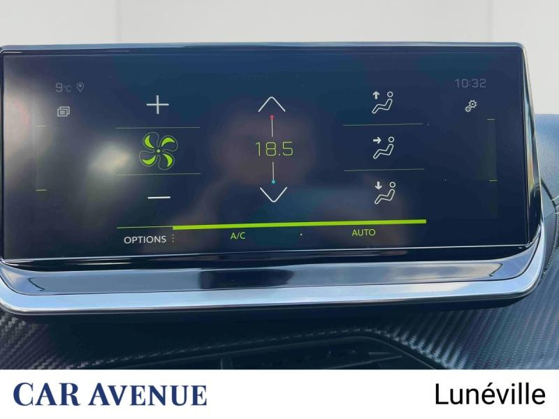 Used PEUGEOT 208 1.2 PureTech 100ch S&S GT EAT8 2021 Blanc nacré € 15157 in Lunéville