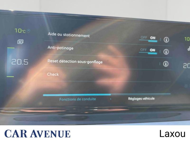 Occasion PEUGEOT 208 e-208 136ch Allure Pack 2024 Gris Artense (M) 20097 € à Lunéville