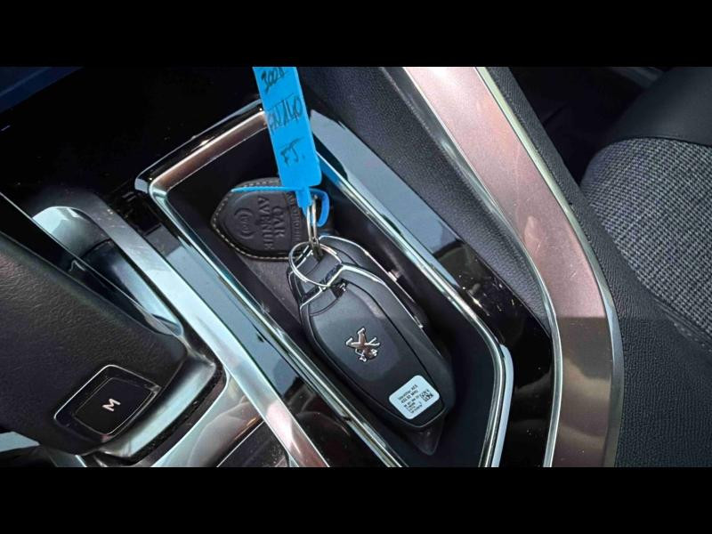 Occasion PEUGEOT 3008 1.2 PureTech 130ch Allure S&S EAT8  6cv 2020 Blanc Nacré (S) 18372 € à Lunéville