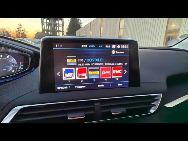 Occasion PEUGEOT 3008 1.2 PureTech 130ch Allure S&S EAT8  6cv 2020 Blanc Nacré (S) 18372 € à Lunéville