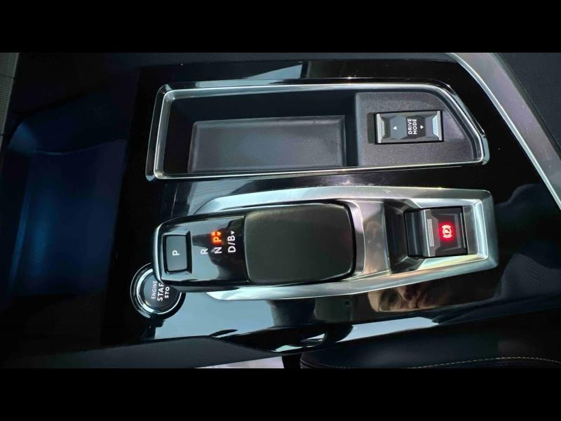 Used PEUGEOT 3008 HYBRID 225ch Roadtrip e-EAT8 2022 Bleu Célèbes (M) € 22244 in Lunéville