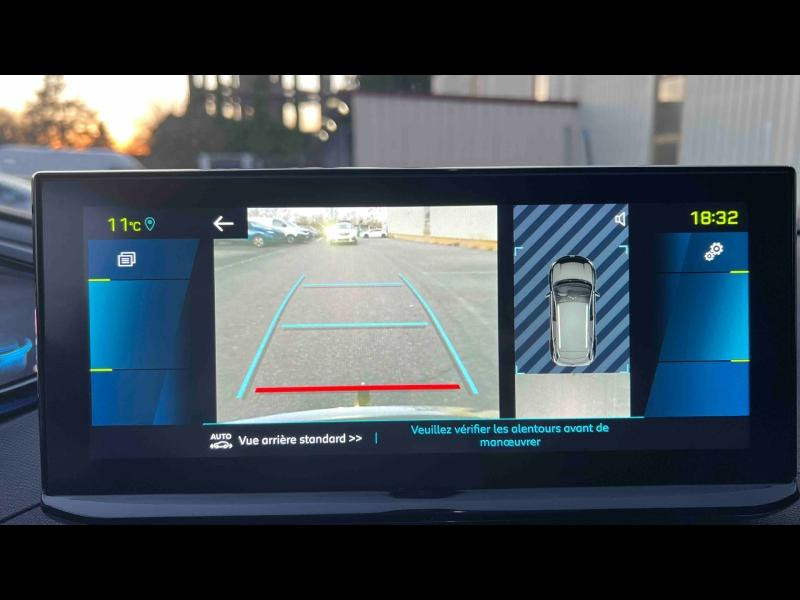 Used PEUGEOT 3008 HYBRID 225ch Roadtrip e-EAT8 2022 Bleu Célèbes (M) € 22244 in Lunéville