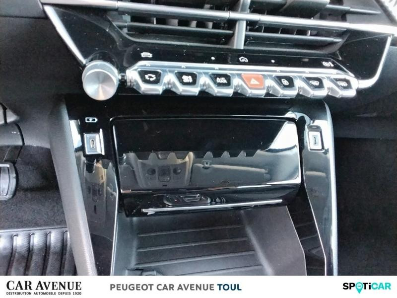 Occasion PEUGEOT 208 1.2 Hybrid 100ch Allure e-DCS6 2024 Rouge Elixir (V) 16656 € à Lunéville