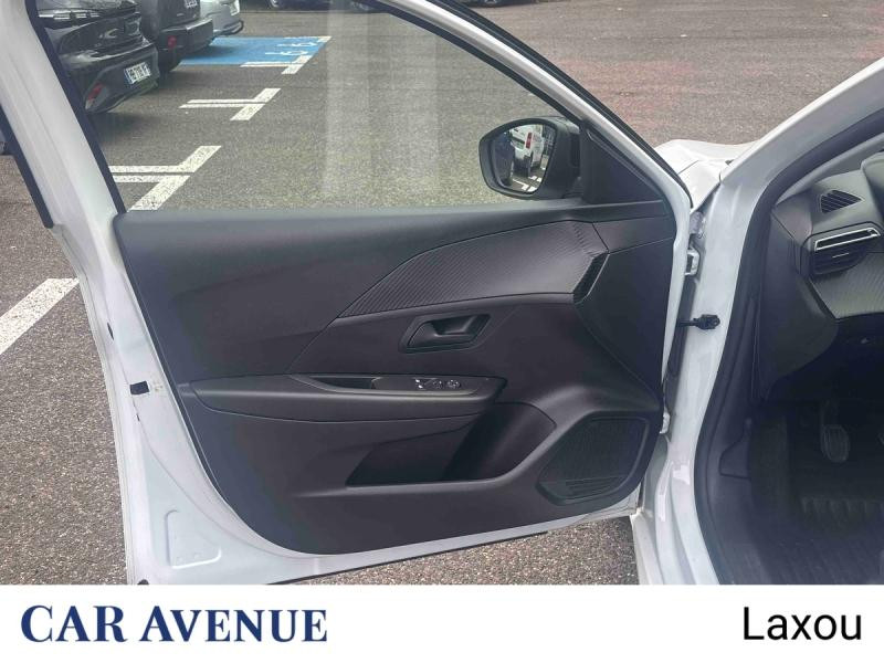 Used PEUGEOT 208 1.2 PureTech 75ch S&S Like 2022 Blanc Banquise (O) € 11958 in Lunéville