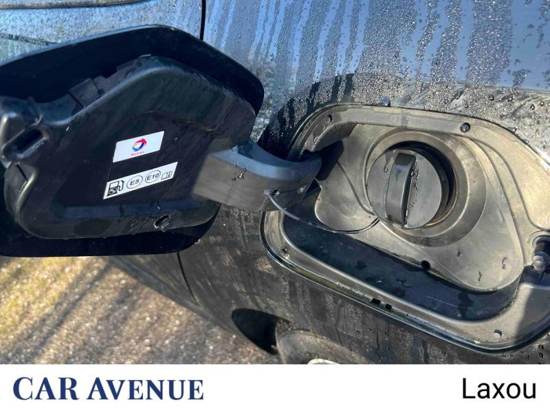 Used PEUGEOT 208 1.2 PureTech 100ch S&S Allure 118g 2021 Noir Perla Nera (M) € 12347 in Lunéville