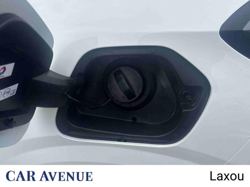 Used PEUGEOT 208 1.2 PureTech 75ch S&S Like 2022 Blanc Banquise (O) € 11958 in Lunéville