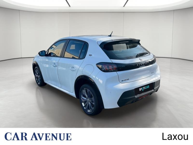 Occasion PEUGEOT 208 e-208 136ch Active Pack 2022 Blanc Banquise (O) 13881 € à Lunéville