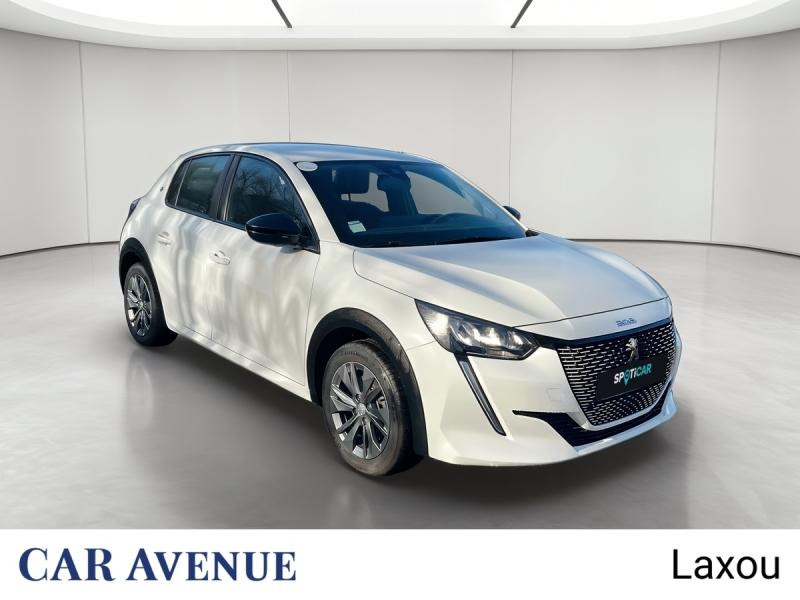 Occasion PEUGEOT 208 e-208 136ch Active Pack 2022 Blanc Banquise (O) 13881 € à Lunéville